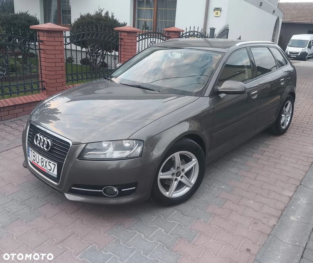 Audi A3 Sportback 1.6 TDI DPF Ambition - 1