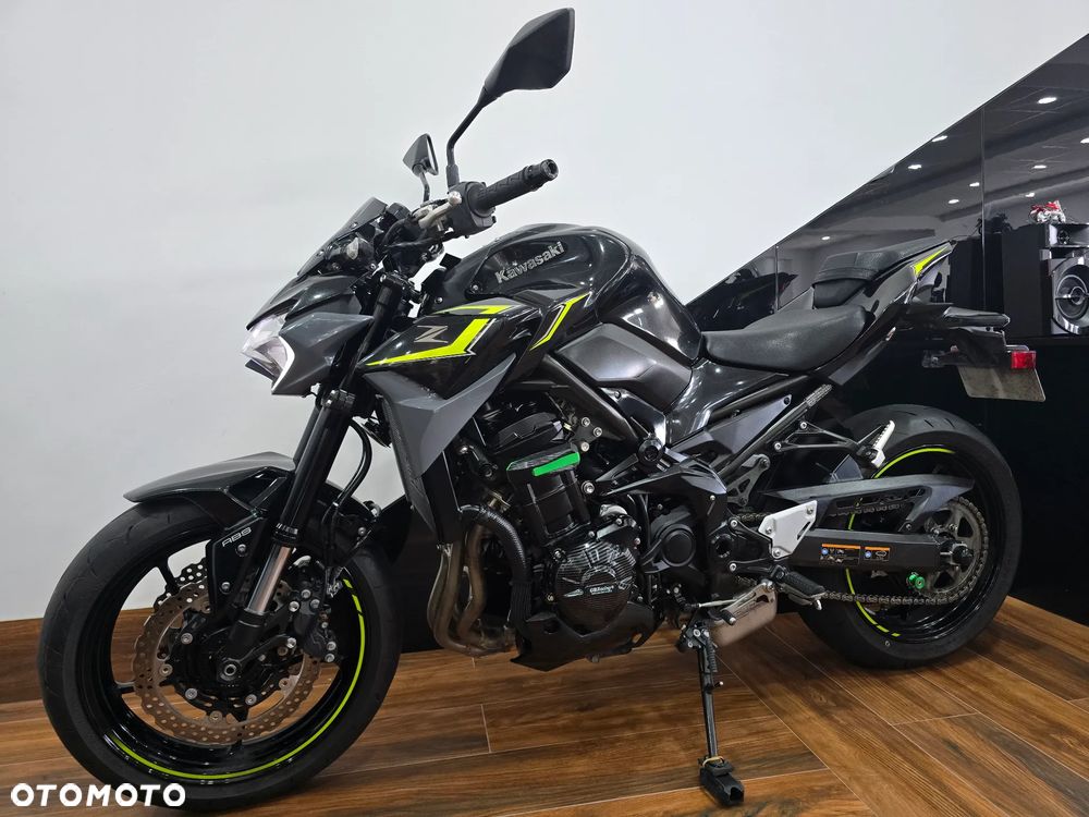 Kawasaki Z - 8