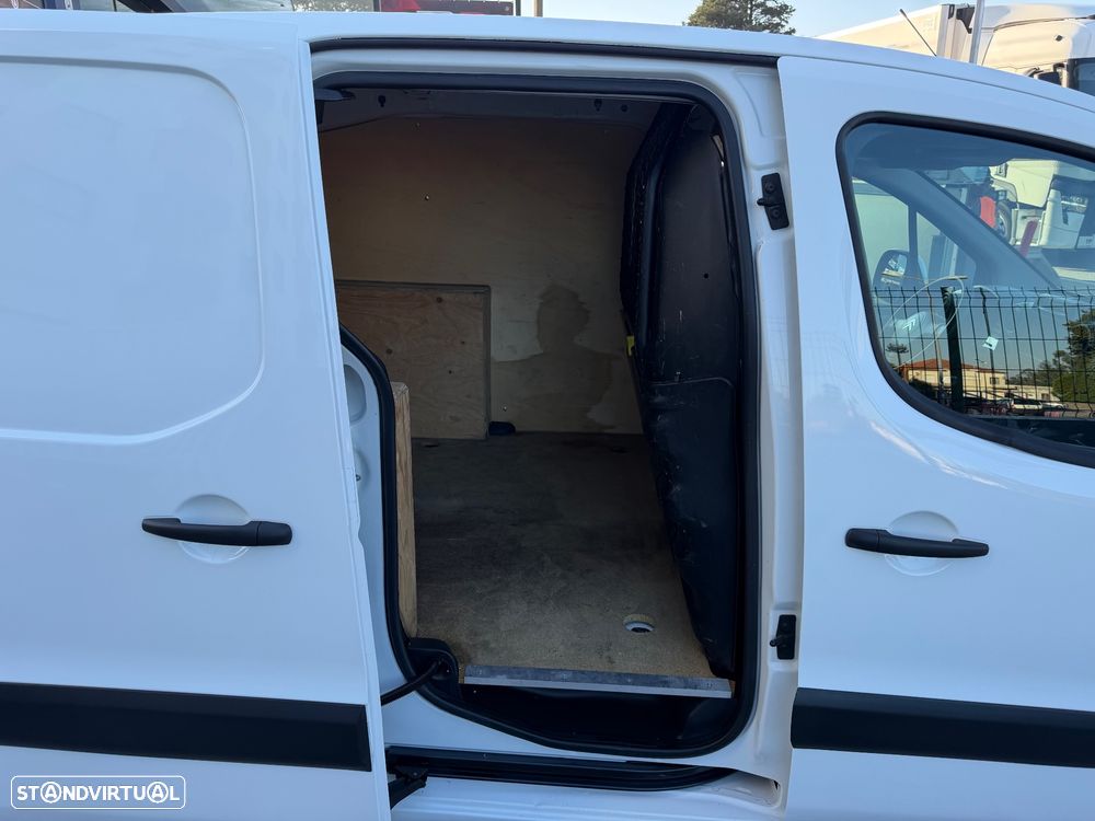 Citroën BERLINGO 1.6 BlueHDi - 11
