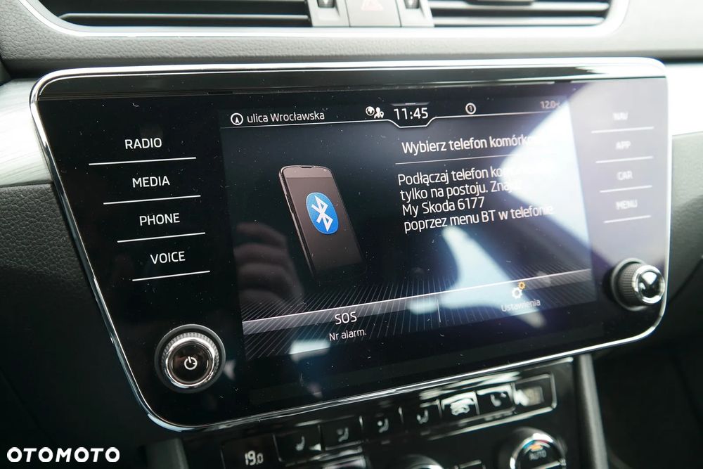 Skoda Superb 2.0 TSI Ambition DSG - 23