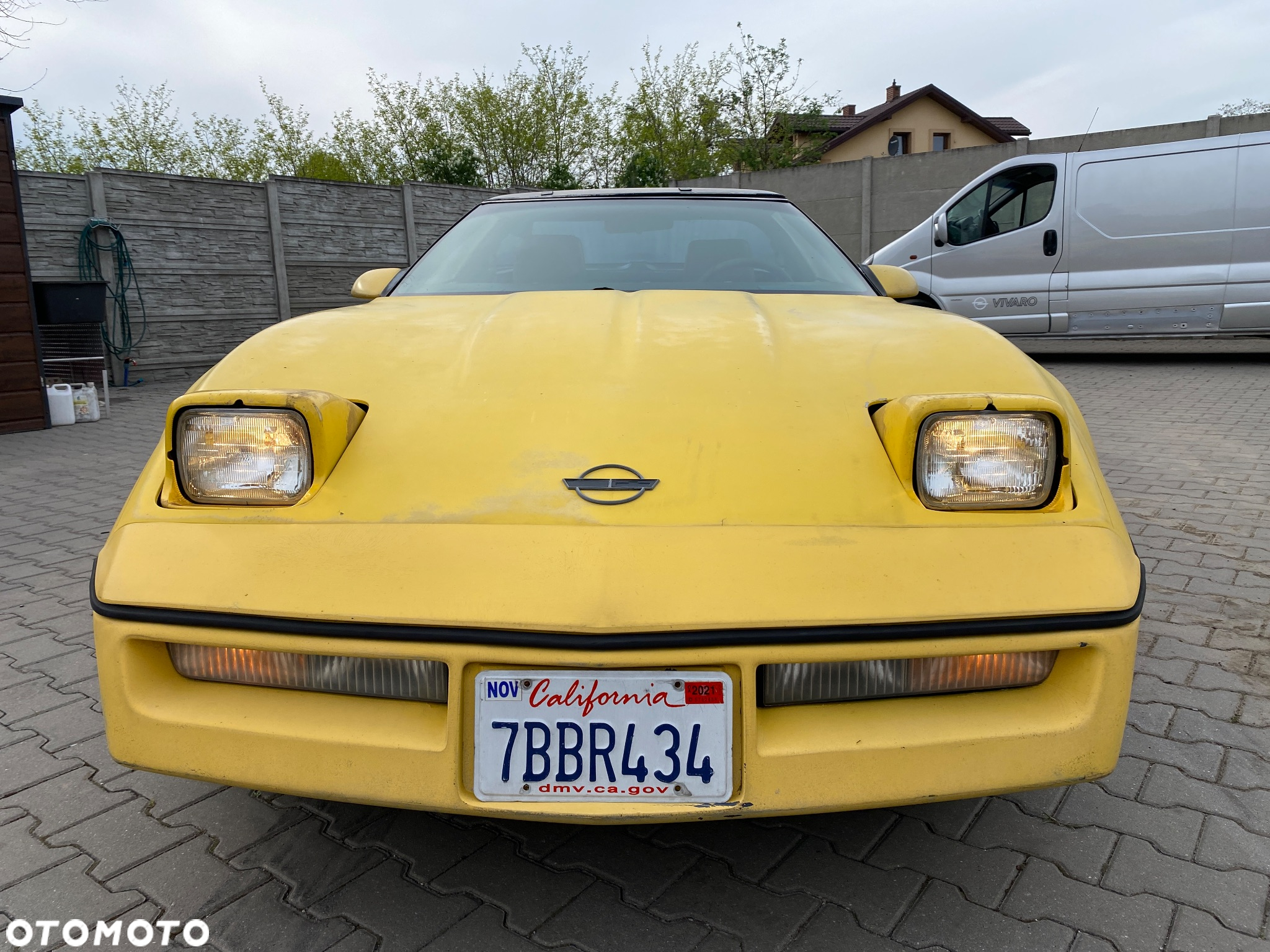 Chevrolet Corvette - 30