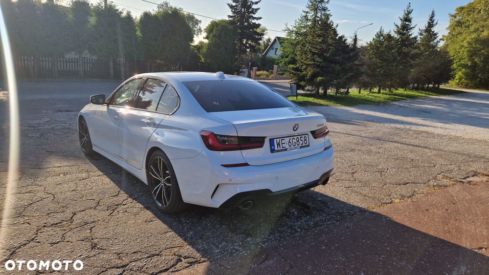 BMW Seria 3 330d MHEV M Sport sport - 4
