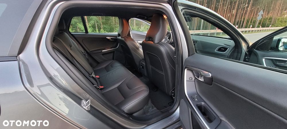 Volvo V60 - 12