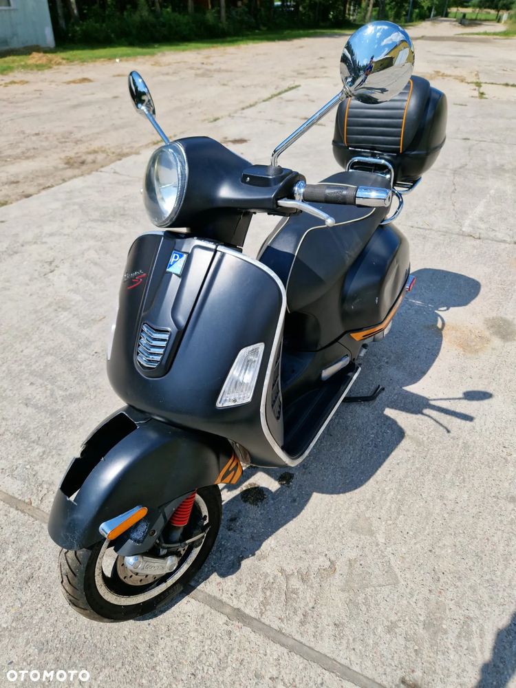 Vespa GTS - 5