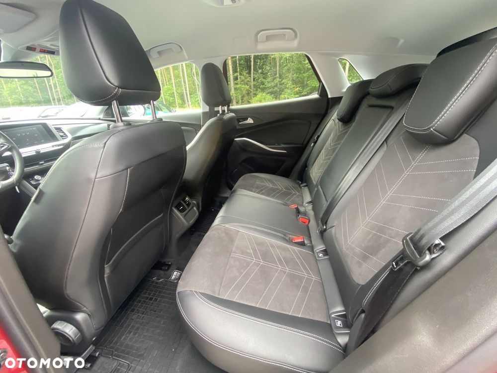 Opel Grandland 1.2 T GS S&S - 9