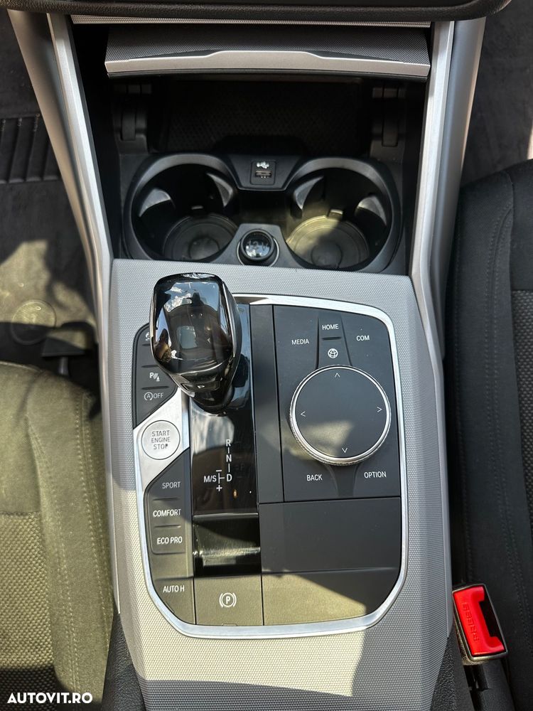 BMW Seria 3 320i AT - 5