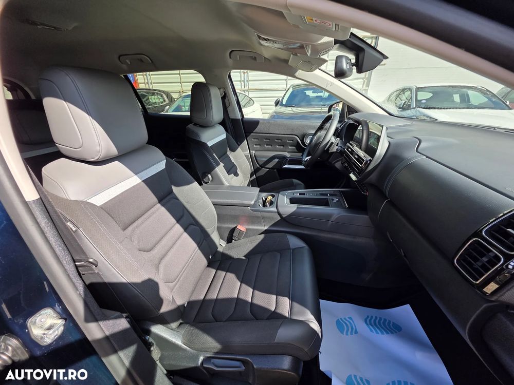 Citroën C5 Aircross 1.6 PHEV FWD 225 EAT8 Shine - 17