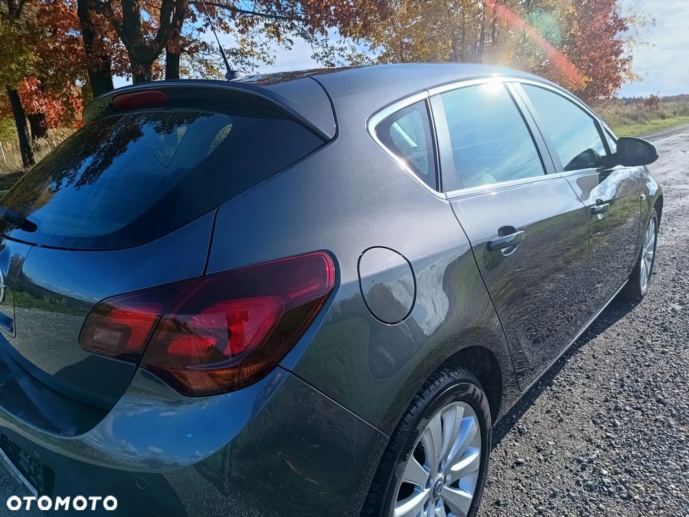 Opel Astra IV 1.4 T Cosmo S&S - 14