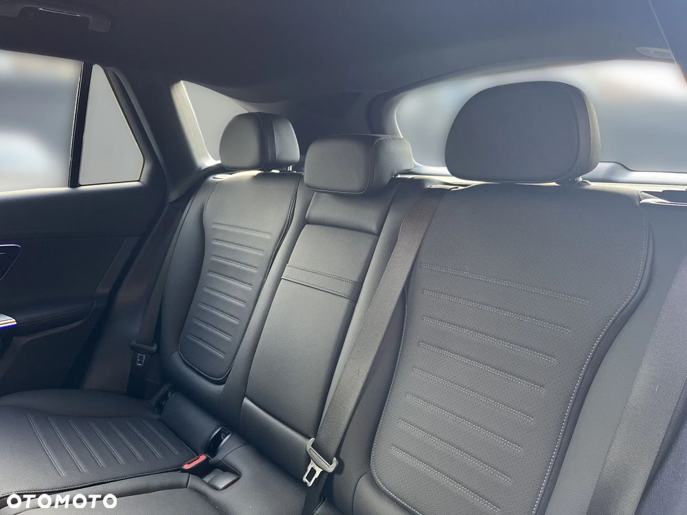 Mercedes-Benz GLC - 19