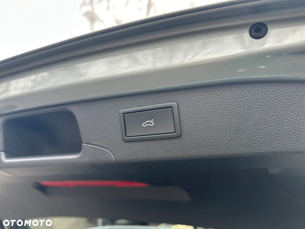 Volkswagen Passat - 21