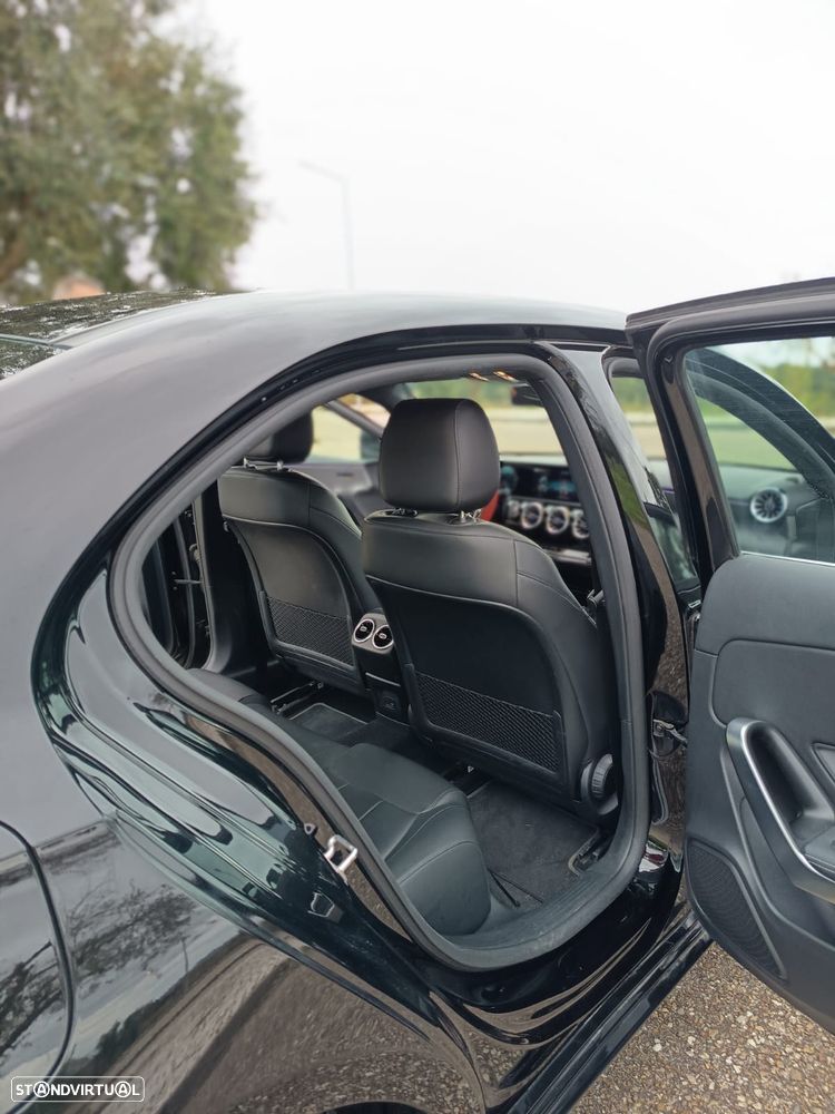 Mercedes-Benz A 250 Limousine - 10