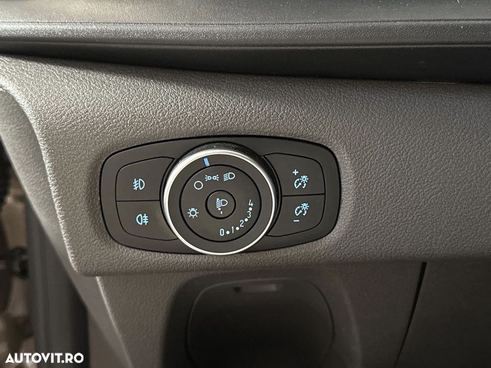 Ford Transit Custom - 17