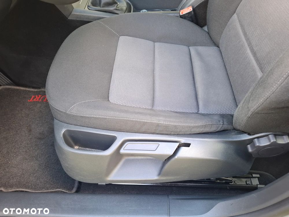 Skoda Octavia 1.4 Ambiente - 25