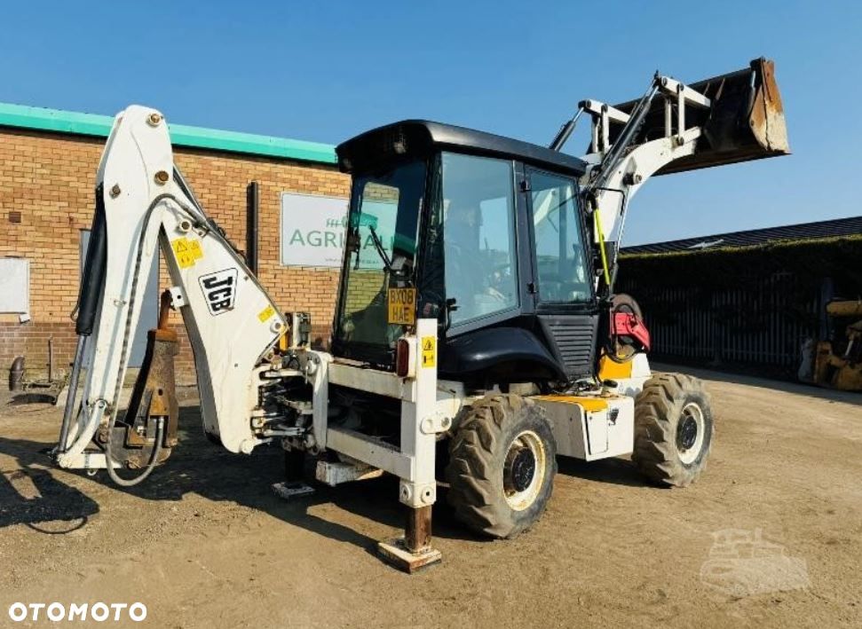 JCB 2CX - 3