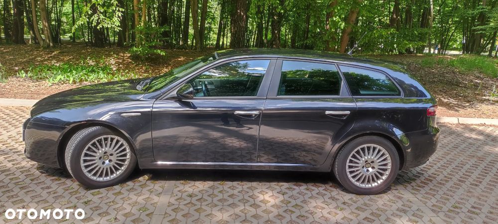 Alfa Romeo 159 1.9 JTDM 16V DPF Distinctive - 9