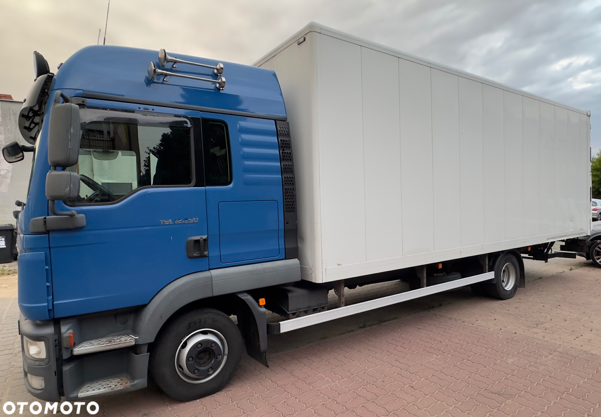 MAN TGL 12.250 - 2