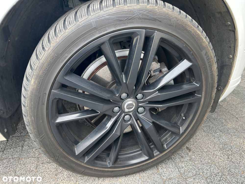 Volvo XC 60 D4 AWD R-Design - 13