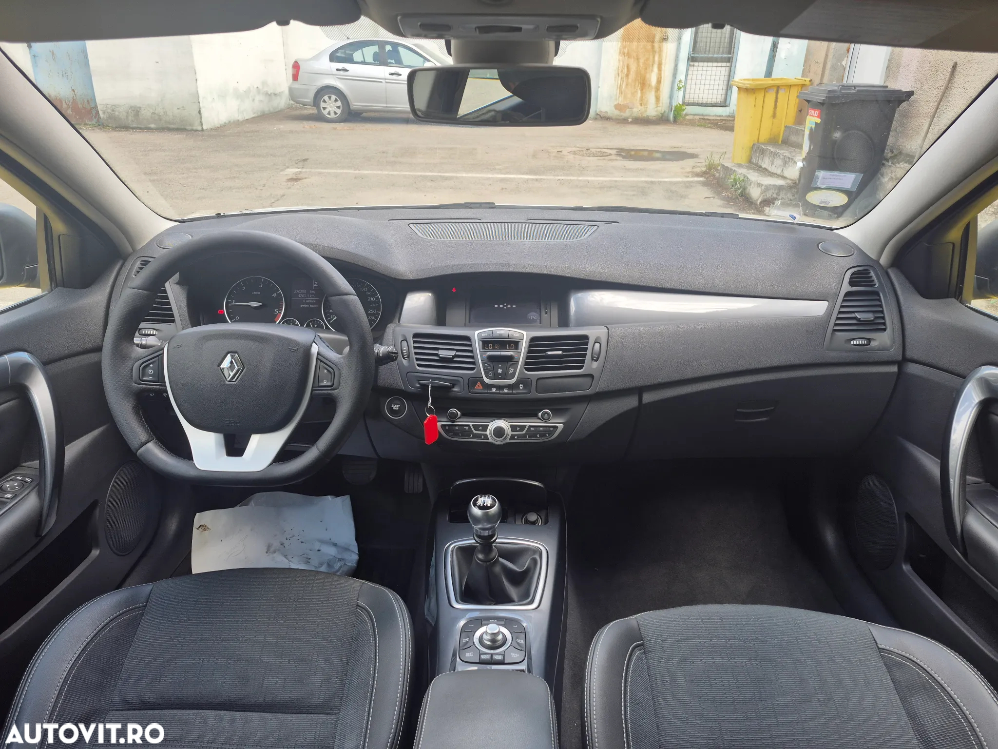 Renault Laguna 2.0dCi Privilege - 14