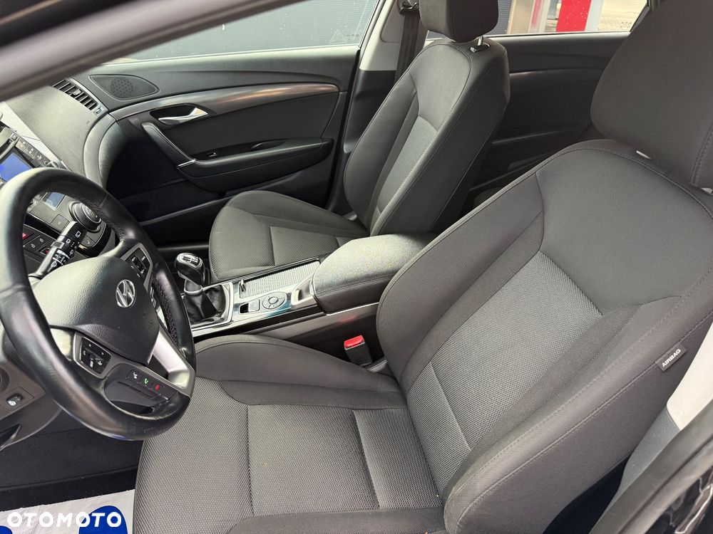 Hyundai i40 Kombi 1.7 CRDi Style - 17