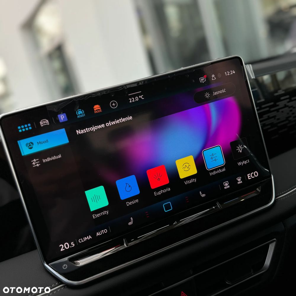 Volkswagen Tiguan 1.5 eHybrid PHEV 150kW Elegance DSG - 28