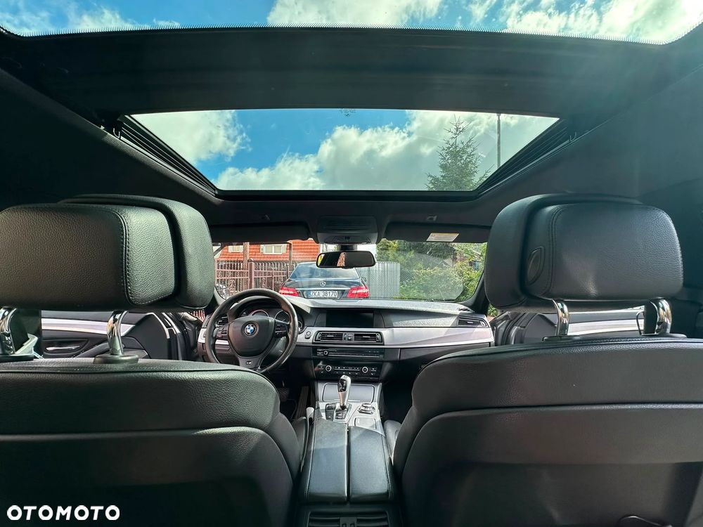 BMW Seria 5 520d - 23
