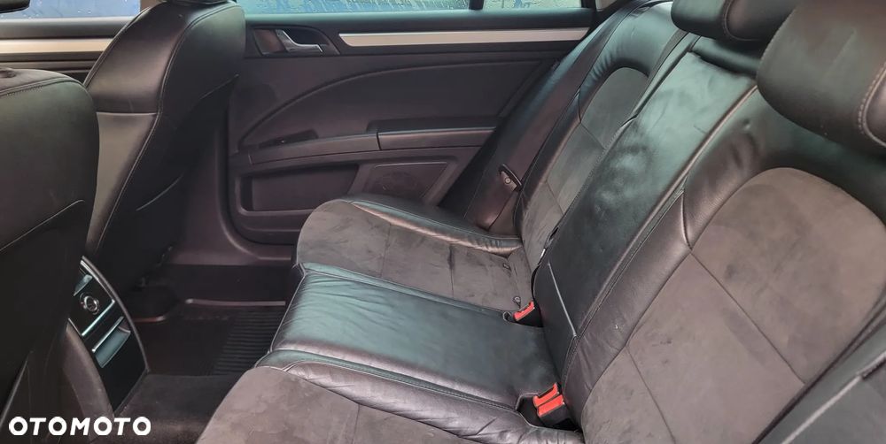 Skoda Superb 2.0 TDI DSG Exclusive - 16