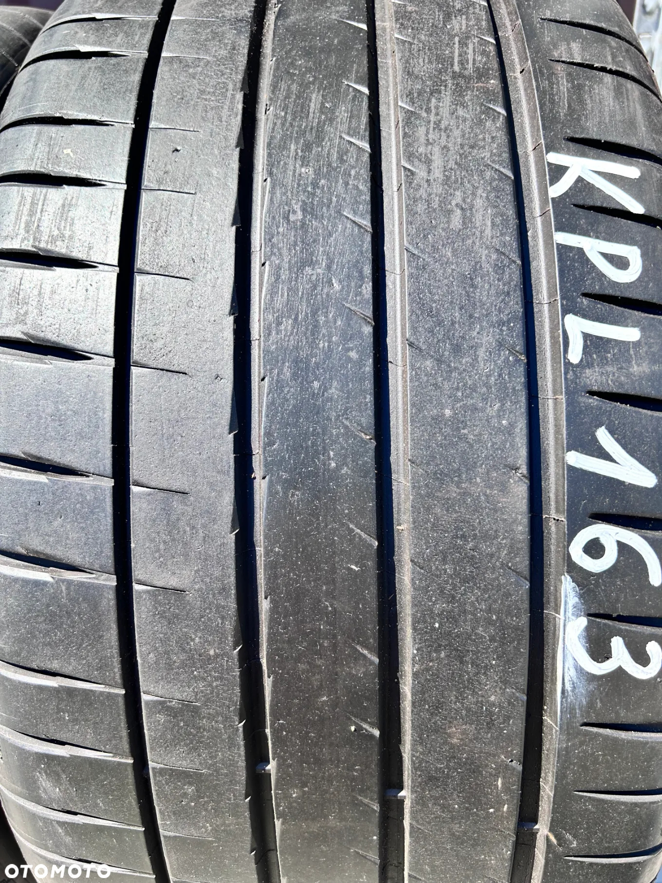 MICHELIN 2x 255/40/ zr 19  100Y  2x275/40/ ZR 19  105Y  XL - 23