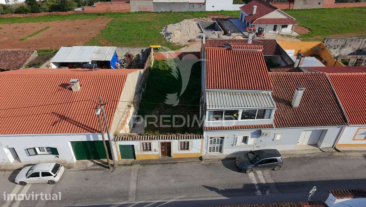 Constrói a casa dos teus sonhos — Projeto aprovado, terreno com alm... - Grande imagem: 4/6