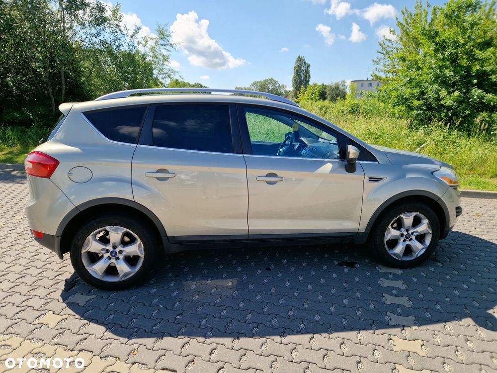 Ford Kuga 2.0 TDCi Titanium - 2