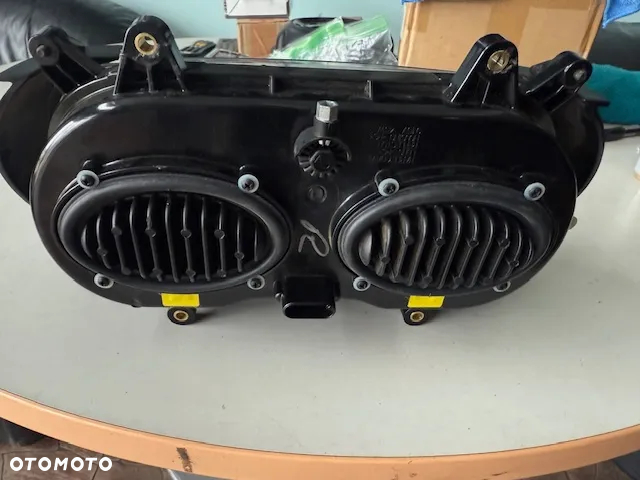 LAMPA LED REFLEKTOR HARLEY TOURING ROAD GLIDE FLTR - 7