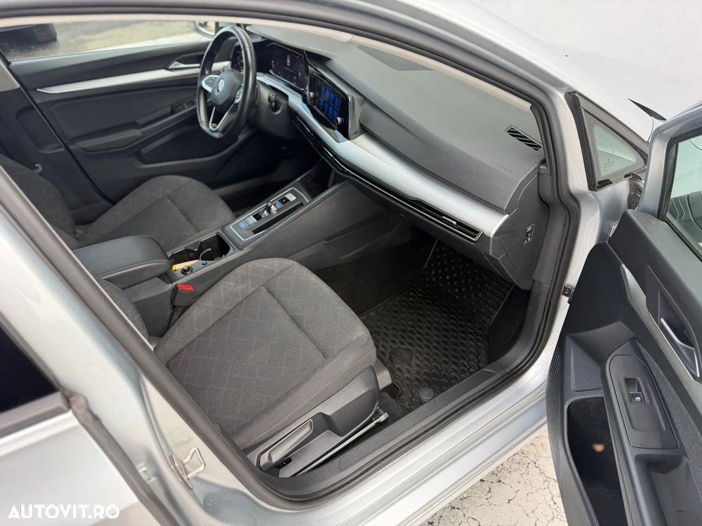 Volkswagen Golf 1.5 eTSI MHEV 150CP DSG Life - 23