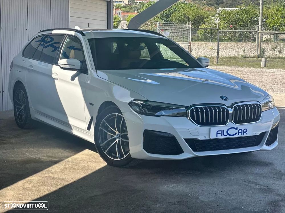 BMW 530 e Pack Desportivo M - 4