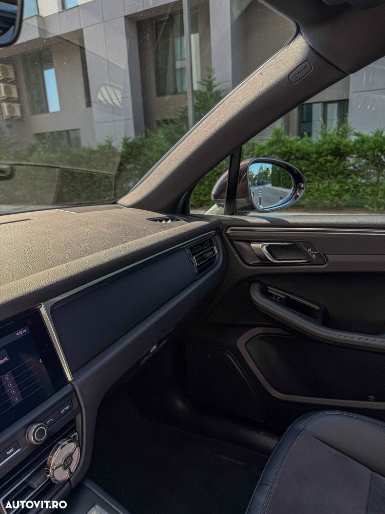 Porsche Macan Standard - 17
