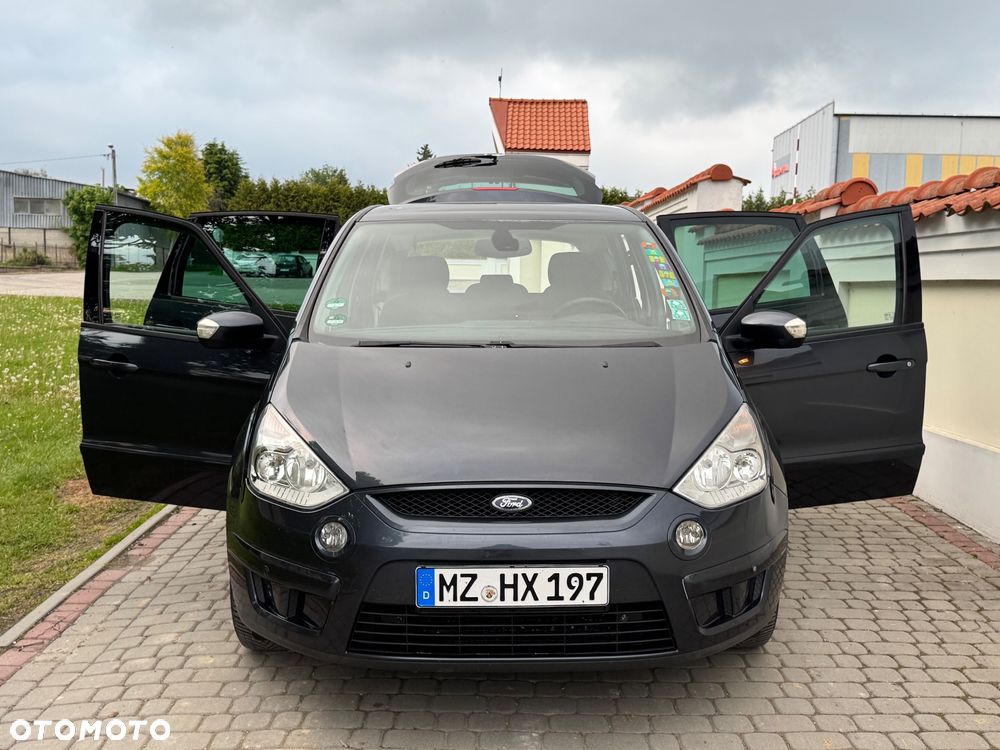Ford S-Max - 28