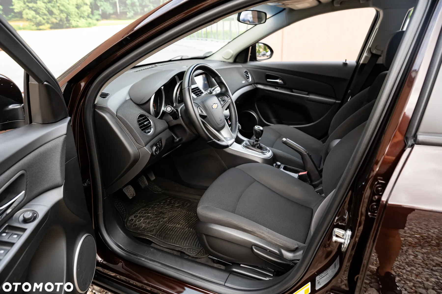 Chevrolet Cruze - 17