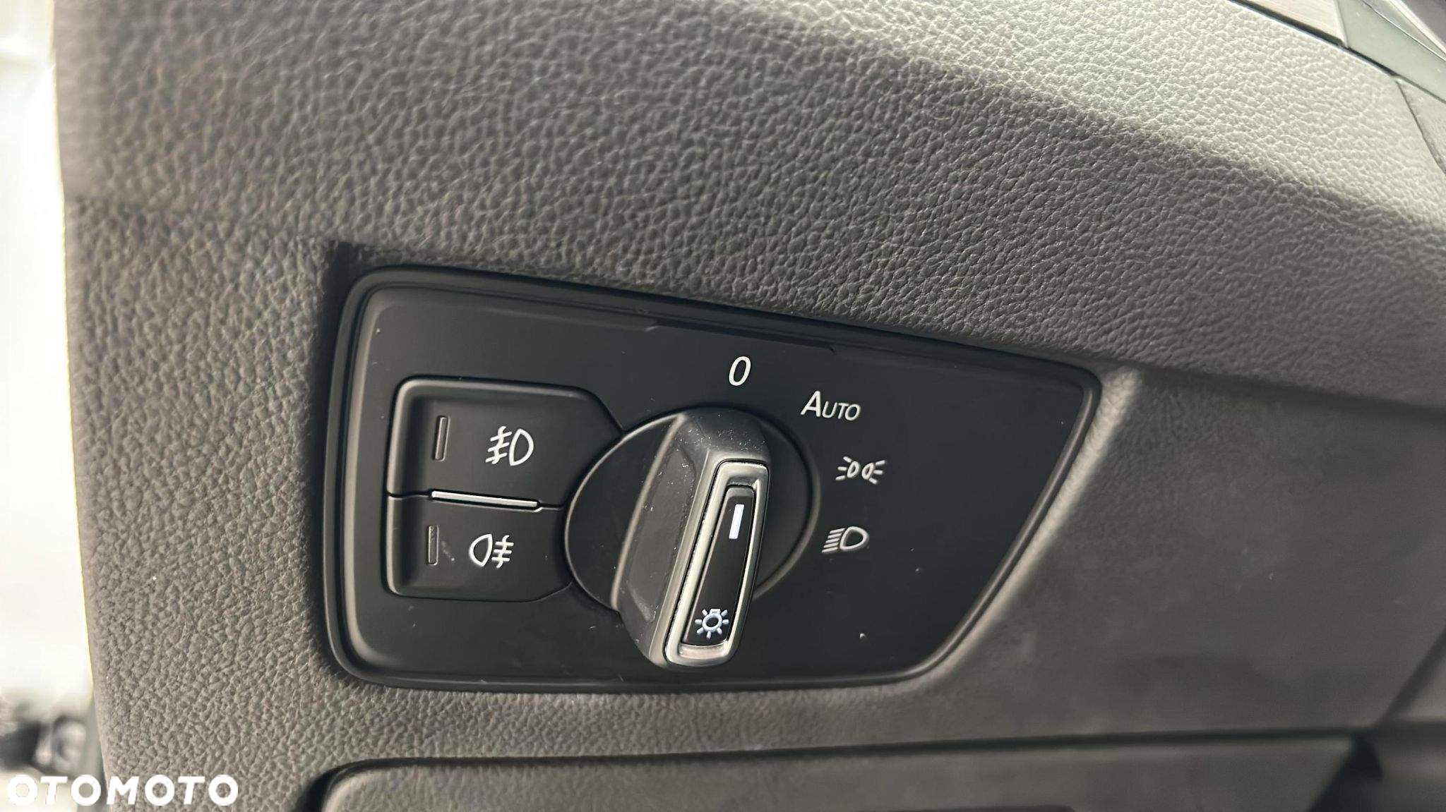 Volkswagen Passat - 21