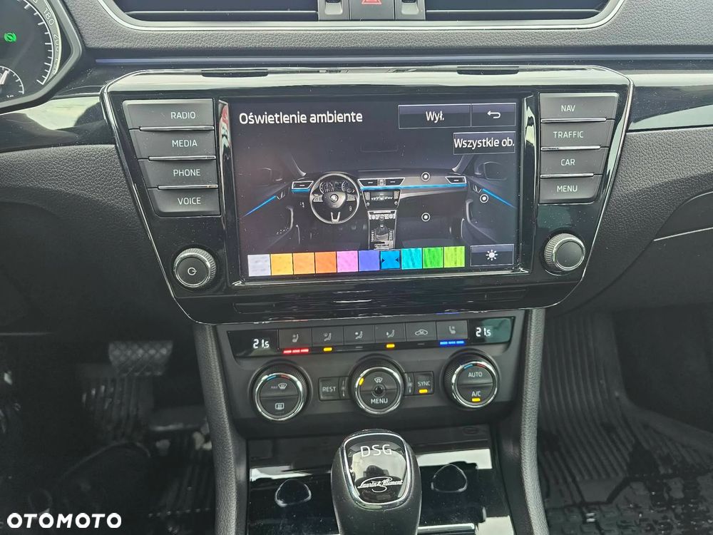 Skoda Superb 2.0 TDI 4x4 L&K DSG - 18