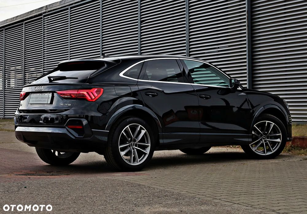 Audi Q3 Sportback - 9