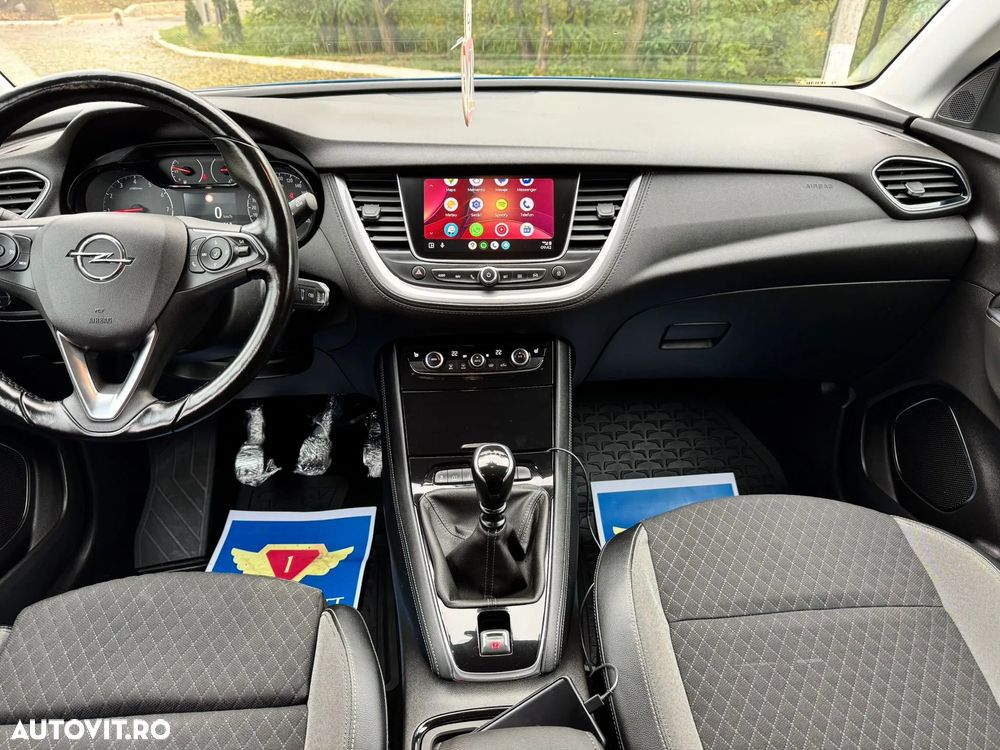Opel Grandland X 1.2 Turbo START/STOP Design Line - 3