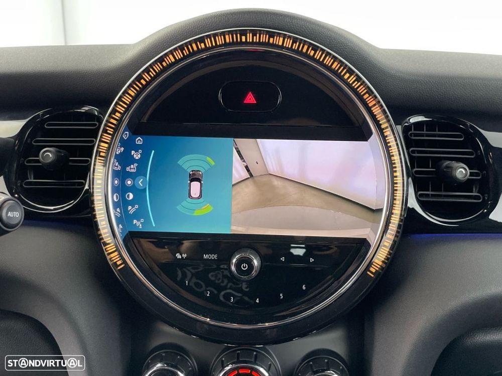 MINI 3 Portas Cooper SE Classic - 24