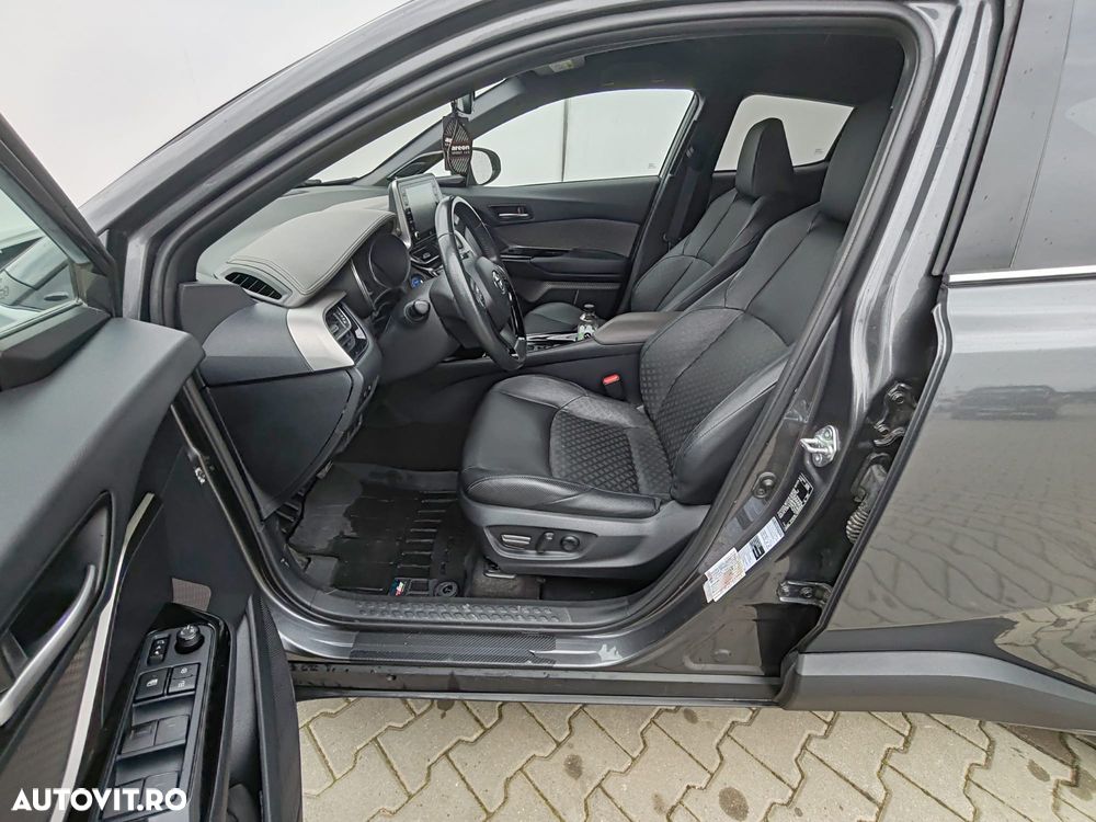 Toyota C-HR 1.8 HSD 4x2 CVT C-lassy LED - 9
