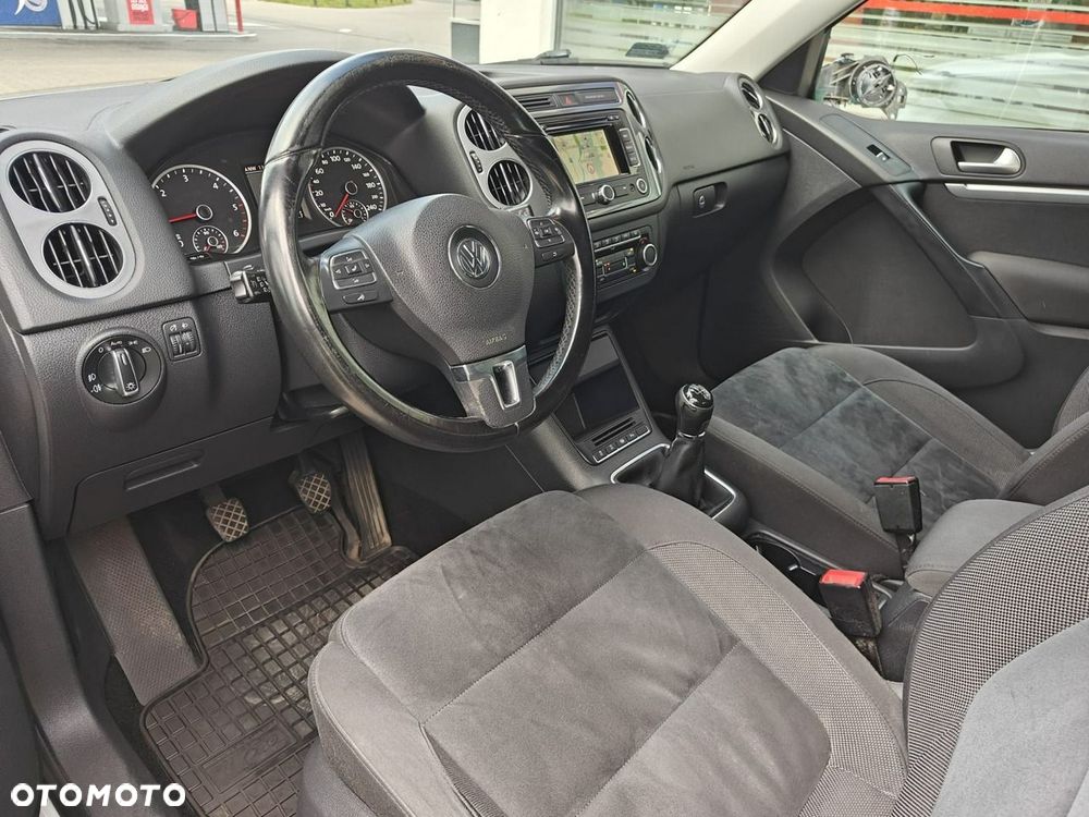 Volkswagen Tiguan - 9