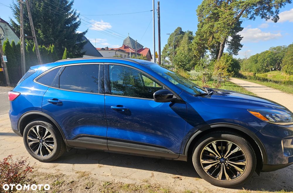 Ford Kuga 1.5 EcoBoost ST-LINE - 13