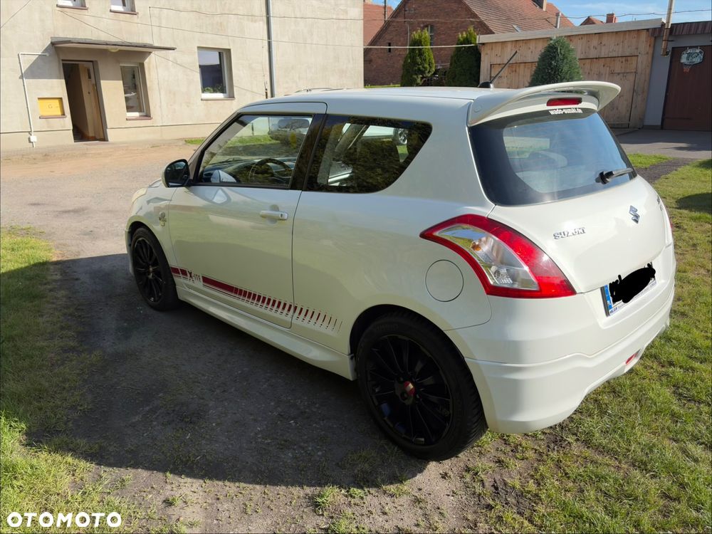 Suzuki Swift 1.2 Premium - 5