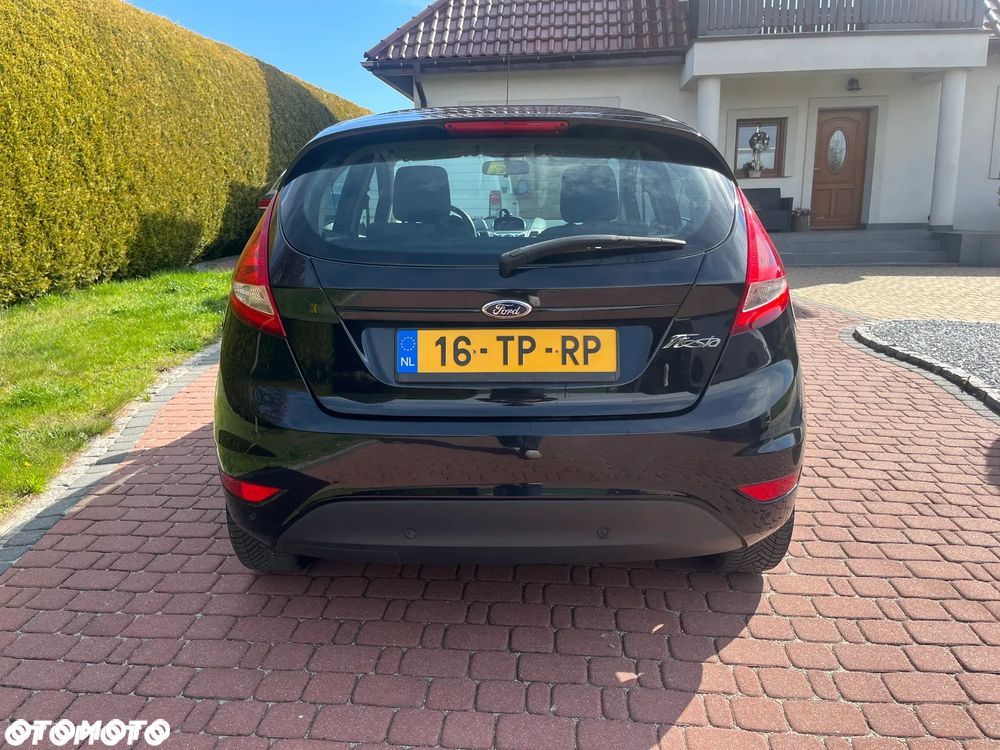 Ford Fiesta 1.25 Champions Edition - 5