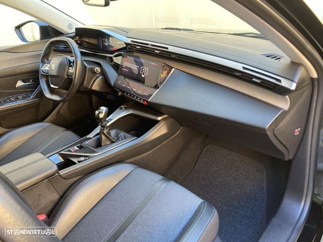 Peugeot 308 1.2 PureTech Allure - 31