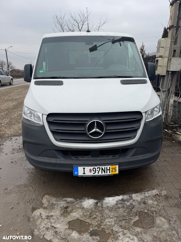Mercedes-Benz Sprinter - 1