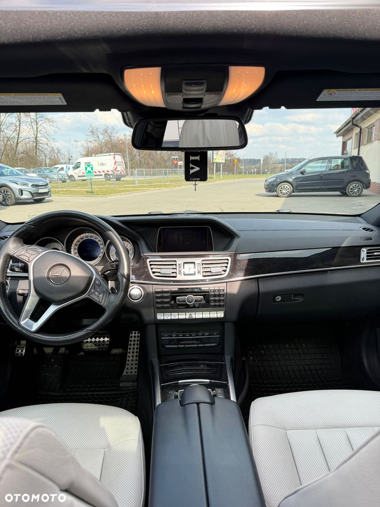Mercedes-Benz Klasa E 500 4Matic BlueEFFICIENCY 7G-TRONIC Avantgarde - 10