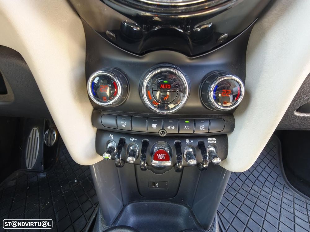 MINI 5 Portas Cooper D - 17