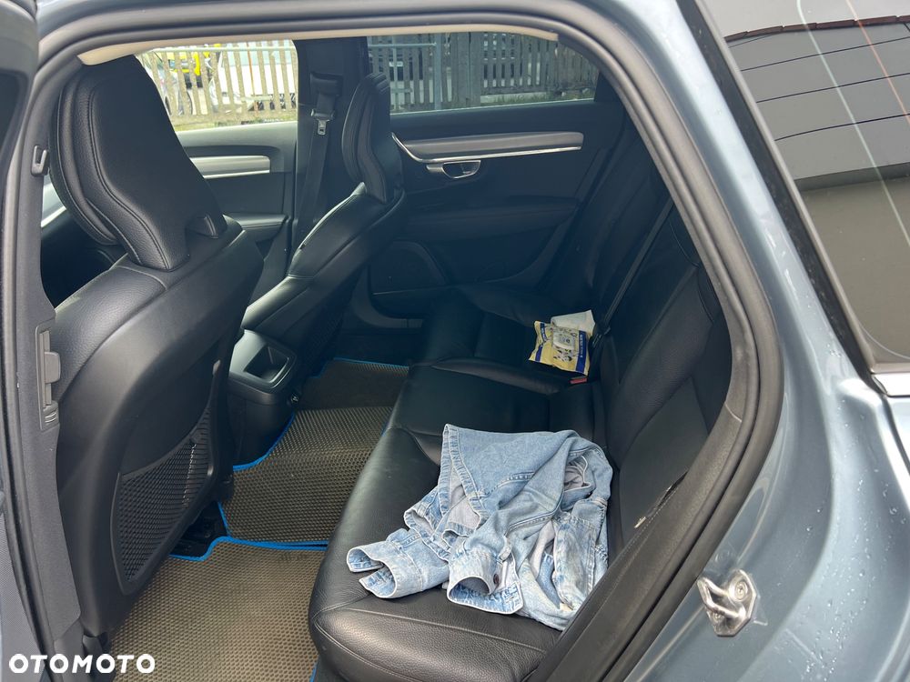 Volvo V90 D4 Momentum Pro - 12